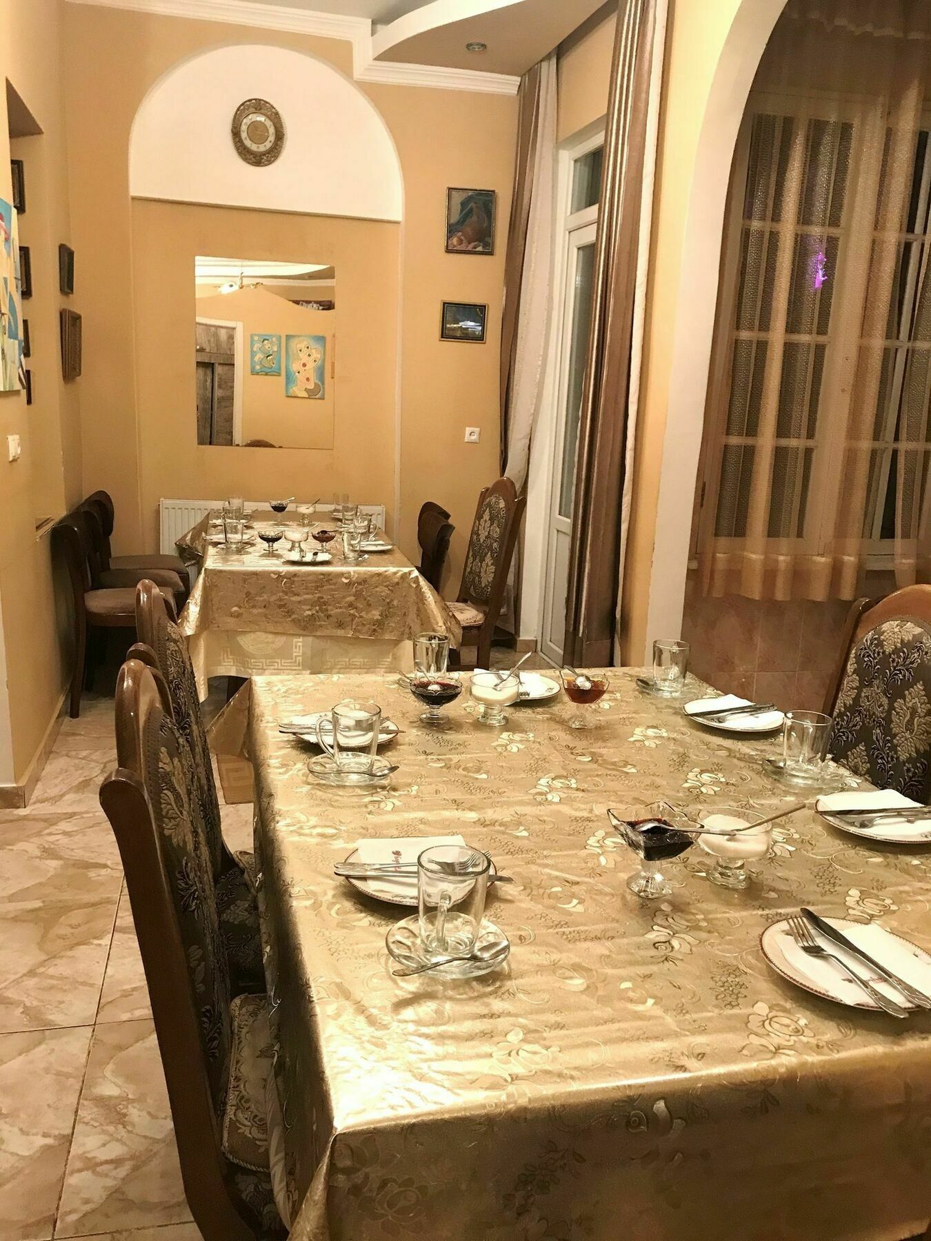 Family Hotel Parajanov Tbilisi Luaran gambar